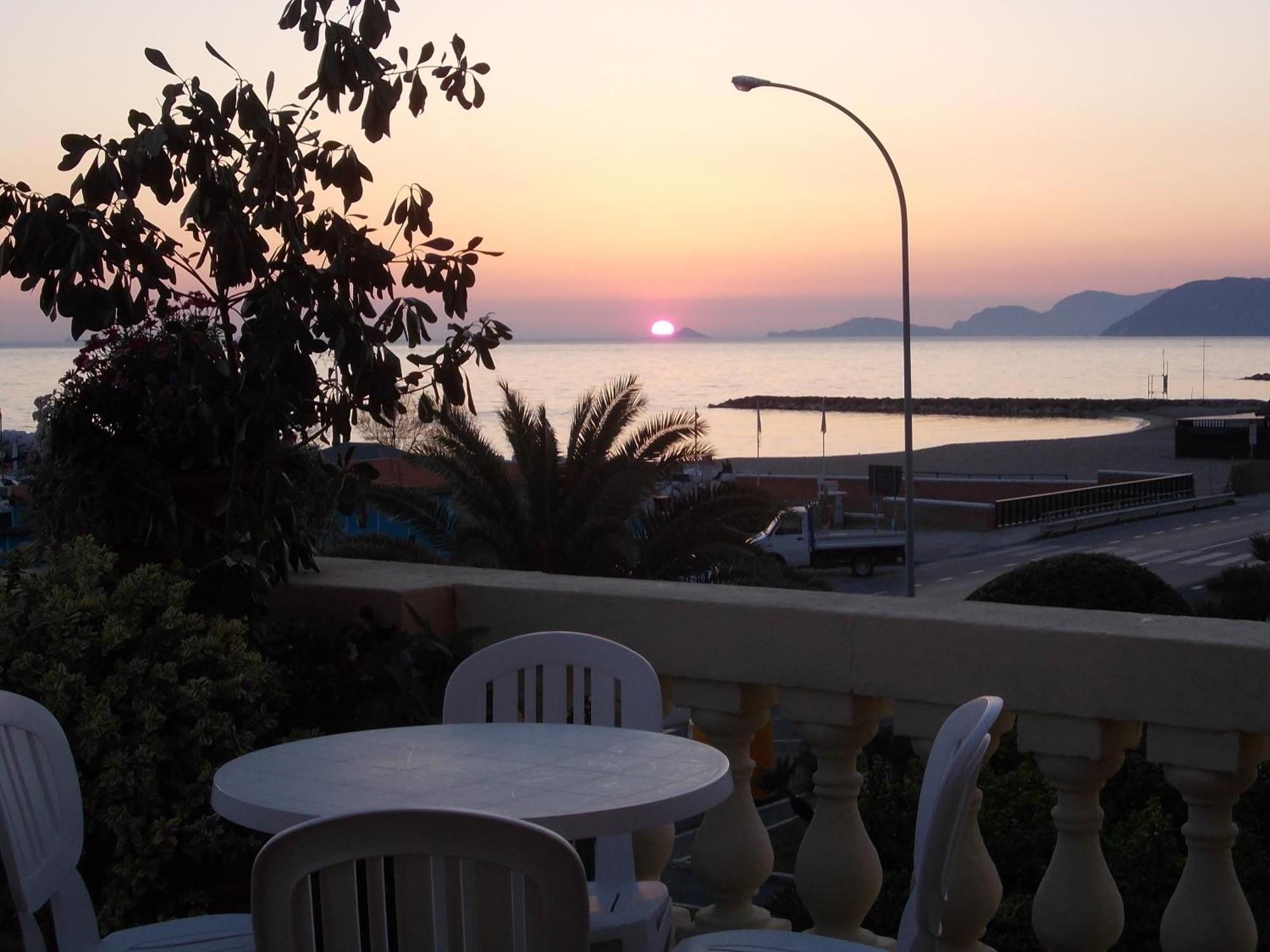 Italia 3* Marina di Massa